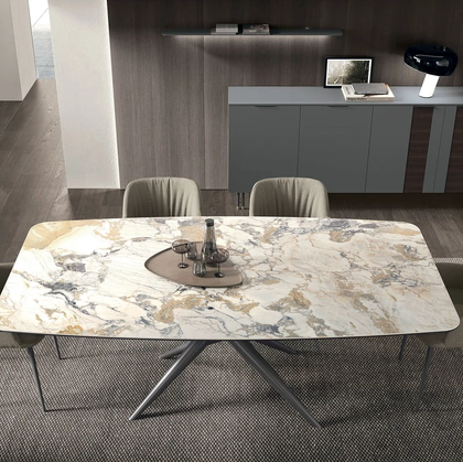 Tavolo Mikado di Tomasella