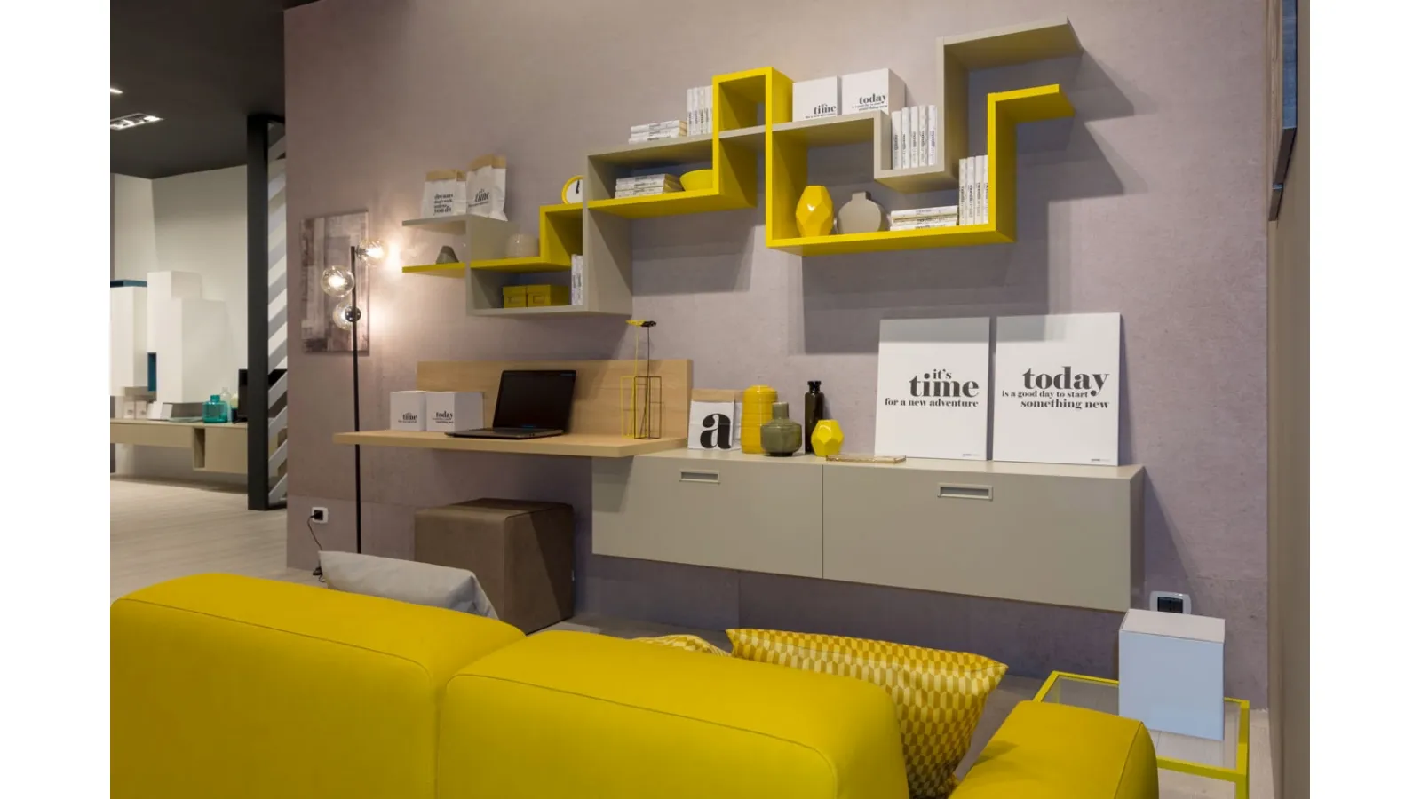 Libreria in laccato opaco MC046 di Moretti Compact