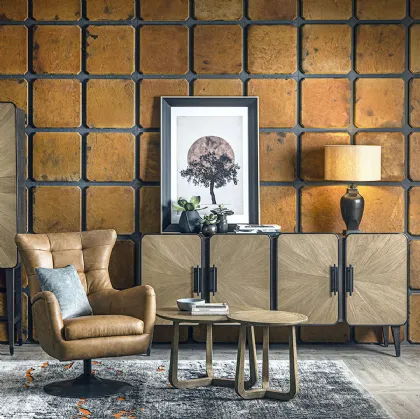 Madia Merope realizzata in legno stratificato laccato color brunito e legno massello di Rovere naturale di Dialma Brown