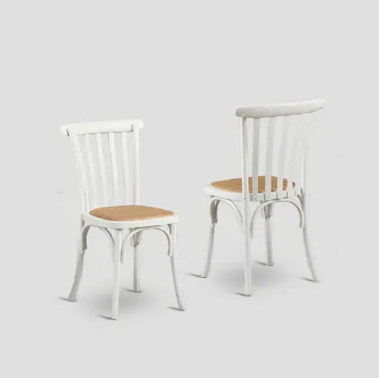 Sedia Isabel in legno massello laccato White vintage con seduta in cannettato intrecciato di Dialma Brown