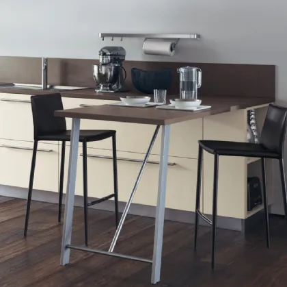 Sgabello Unique in cuoio rigenerato di Scavolini