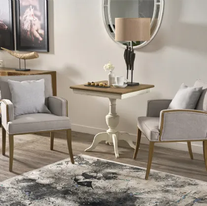 Tavolo quadrato Brunello realizzato in legno massello laccato bianco vissuto con top in massello di Rovere naturale di Dialma Brown