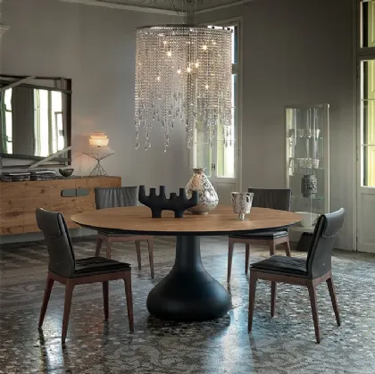 Tavolo rotondo con sostegno in alluminio nero e top in legno Bora Bora di Cattelan Italia