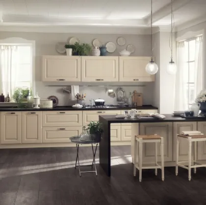 Cucina Classica con penisola Madeleine Bianco Burro di Scavolini