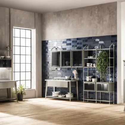 Cucina Moderna Diesel Open Workshop con top in Corian e finiture Acciaio Soft di Scavolini