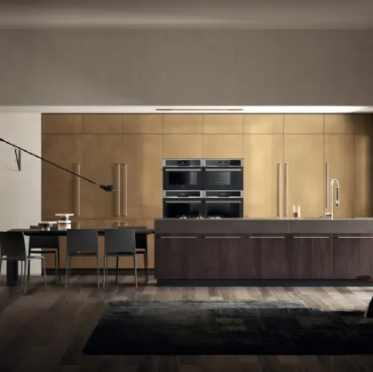 Cucina Moderna Mood in Noce Saxony e laccato Stained Brass di Scavolini