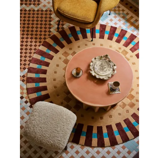 Piastrelle, wall hangings e textures: superfici protagoniste